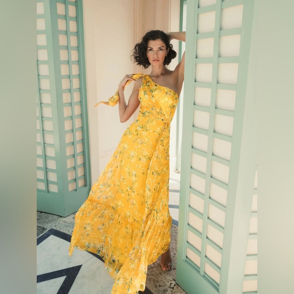 IEENA FOR MAC DUGGAL
Yellow Floral One Shoulder Bow Maxi Dress - Picture 4 of 6